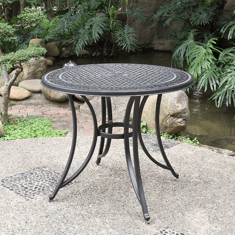 033 Cast Aluminum Round Bistro Table