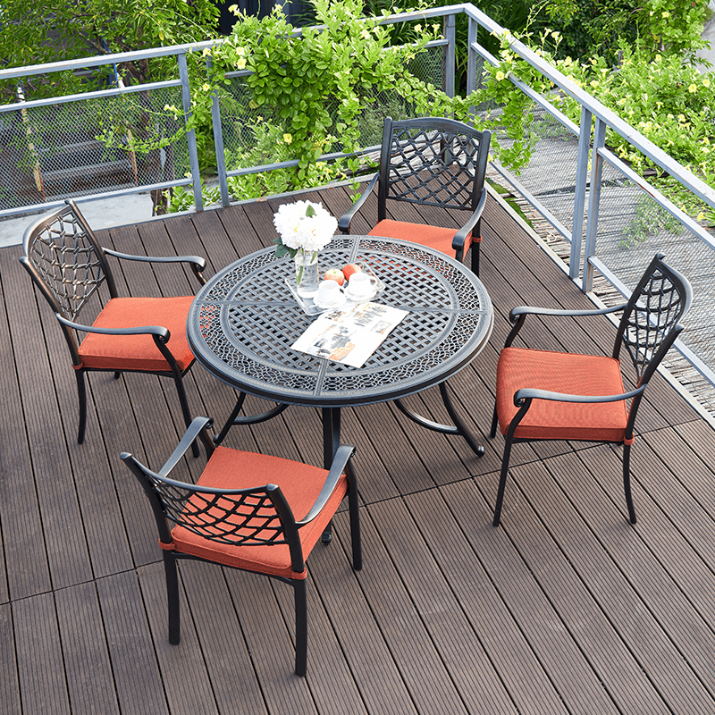 033 Cast Aluminum Dining Table Set With 036 Dining Chairs